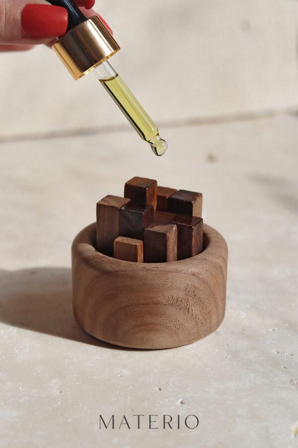 Dyfuzor naturalny drewienka STRIPS ESENCJE MATERIO drewno orzechowe swobodna dyfuzja 1