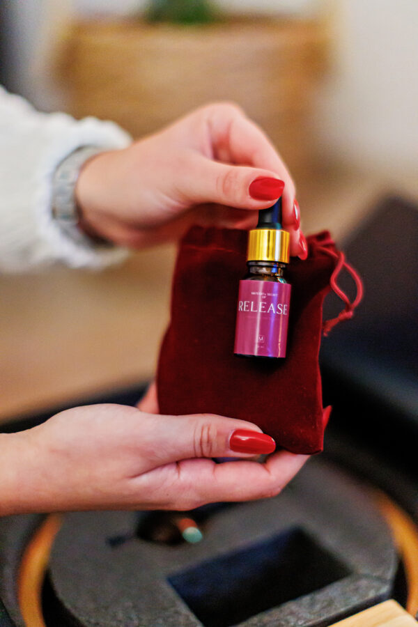 Esencjelka-dyfuzor-bezwodny-prezent-na-swieta-olejki-eteryczne-esencje-materio-7