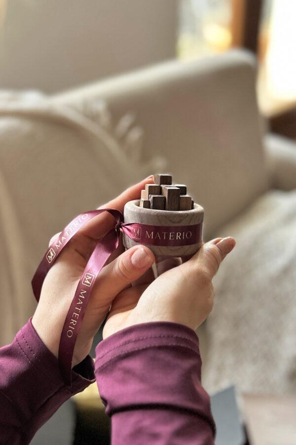 Strips-dyfuzor-drewniany-na-prezent-zestaw-1-olejki-eteryczne-esencje-materio-3