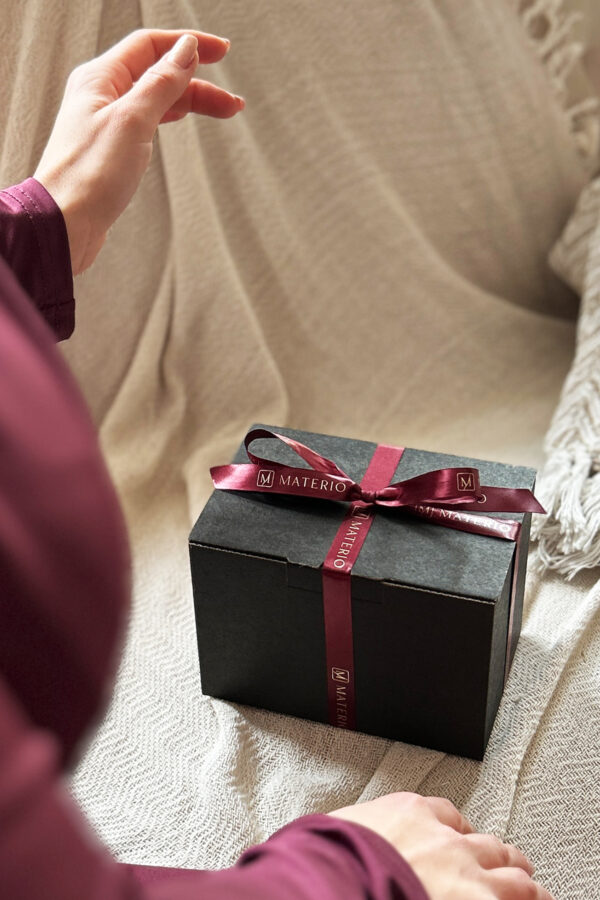 Strips-dyfuzor-drewniany-na-prezent-zestaw-3-olejki-eteryczne-esencje-materio-1